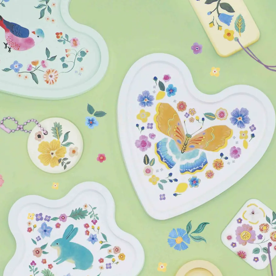 Janod Kit Créatif - 16 Créations en Moulage Jardin Fleuri* Créations 3D|Collection "Les Ateliers Déco"